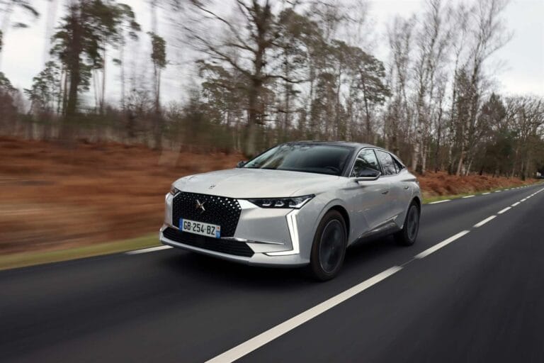 4 CROSSBACK E TENSE