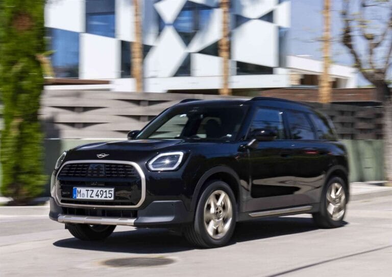 Countryman D