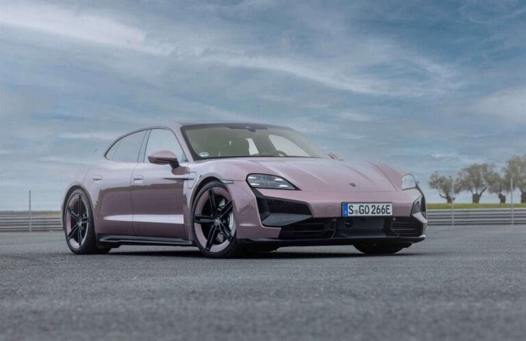 Taycan Turbo Sport Turismo