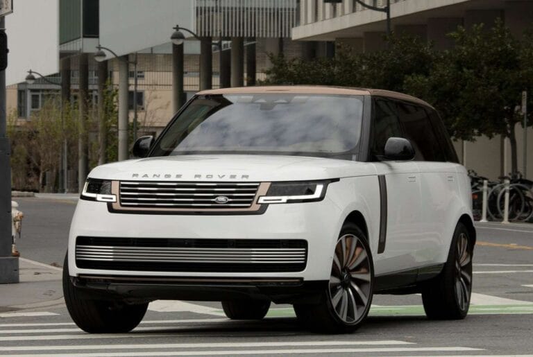 Range Rover SV