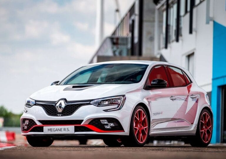 Megane RS Trophy-R