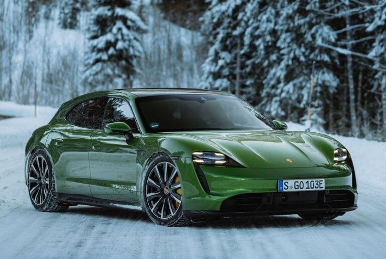 Taycan Turbo S Sport Turismo