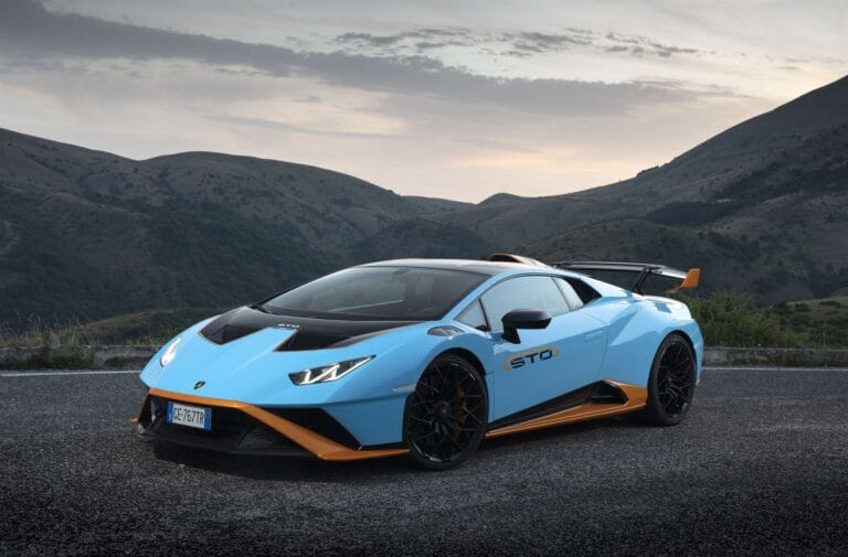 Huracan STO