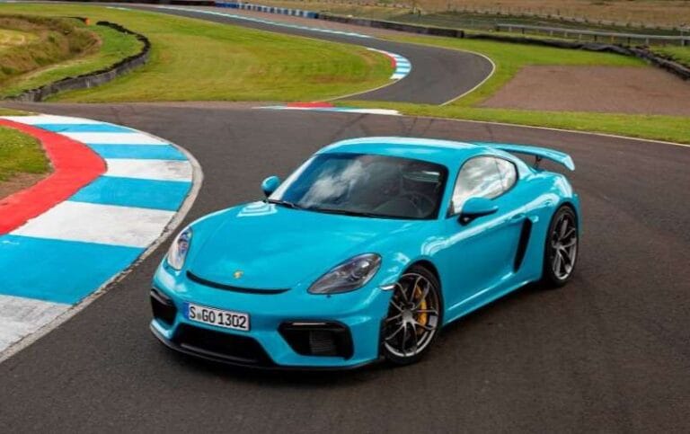 718 Cayman GT4