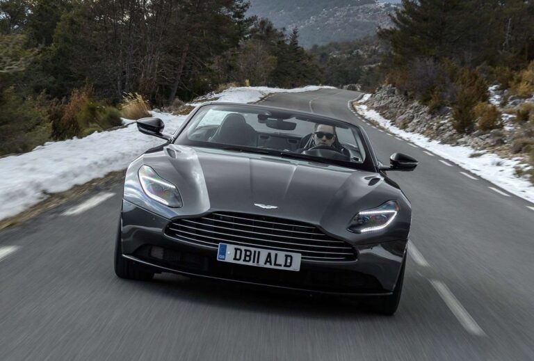 DB11 Volante