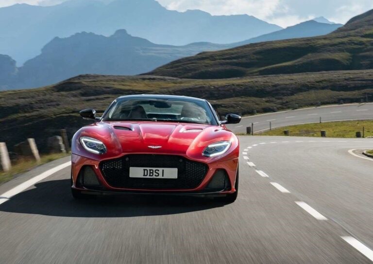 DBS Superleggera