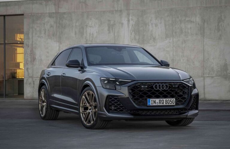 RS Q8