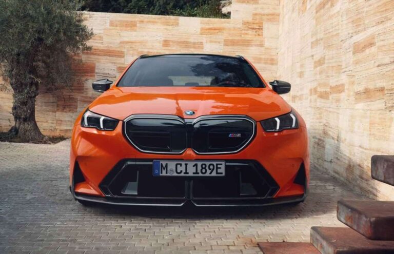 M5 Touring M Performance