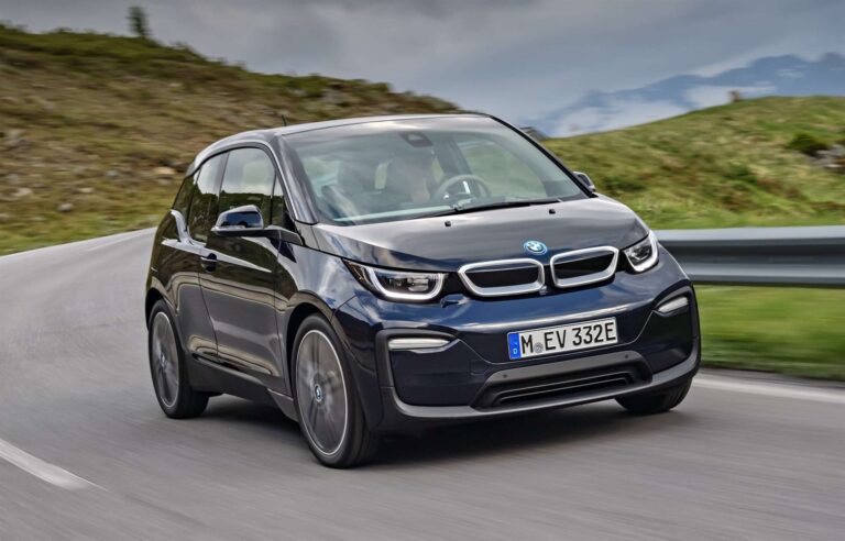 i3 Hatchback