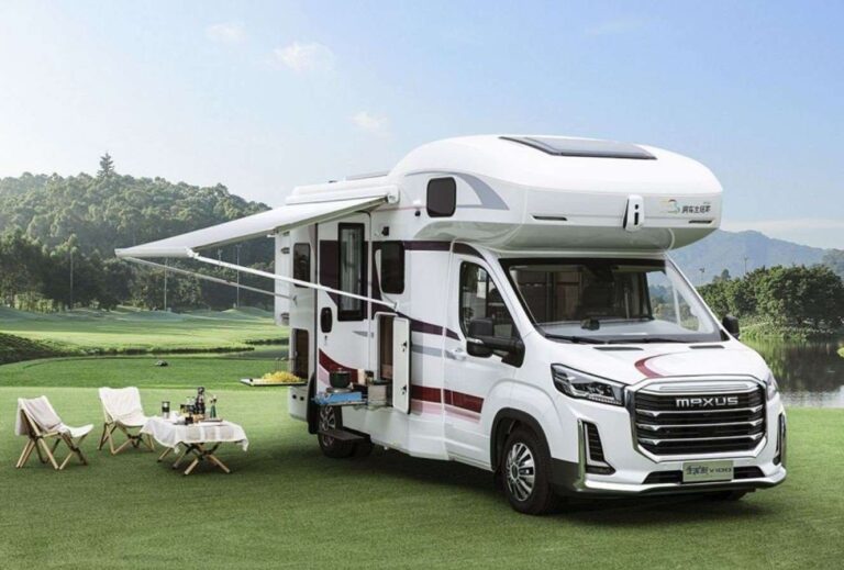 V100 RV