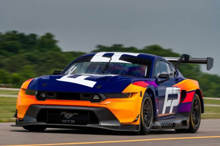 Mustang GT3 Racecar