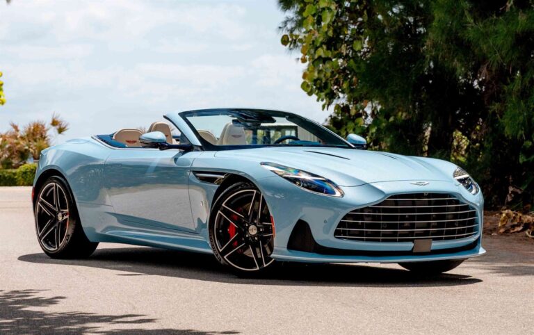 DB12 Volante Palm Beach