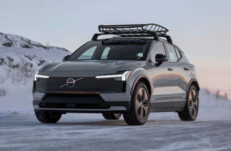 EX30 Cross Country