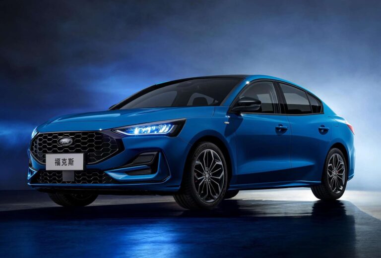 Focus Sedan