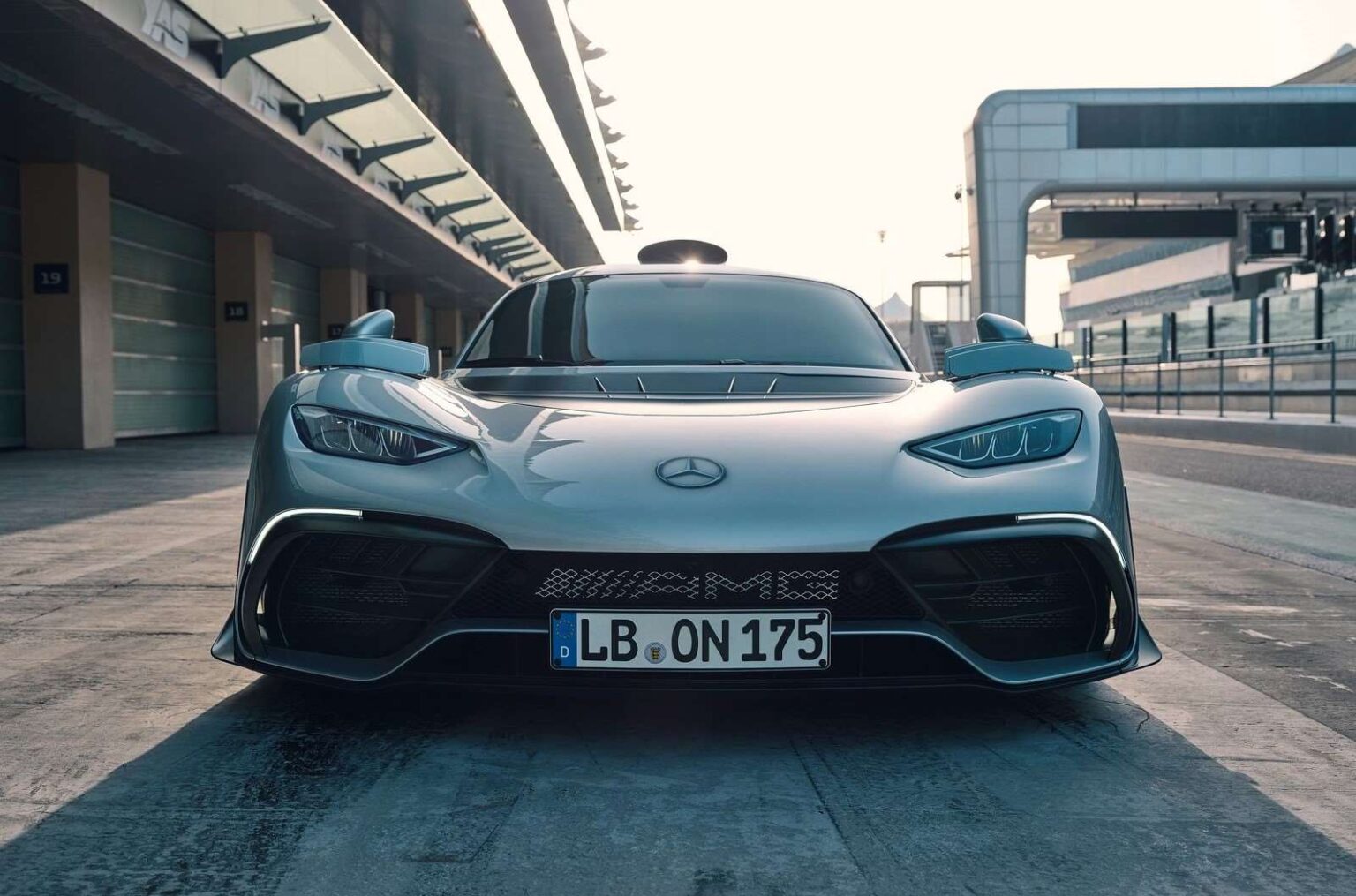 مرسيدس تستدعي معظم سيارات AMG One الخارقة بسبب خطر الحريق: ما القصة الكاملة؟