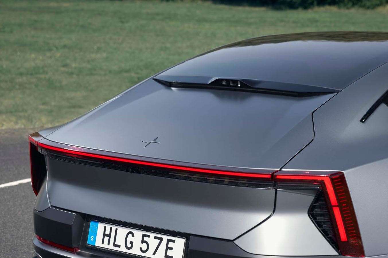 بولستار 5: السيدان الكهربائية الخارقة التي تنافس بورشه تايكان ولوسيد إير 4 بولستار 5: السيدان الكهربائية الخارقة التي تنافس بورشه تايكان ولوسيد إير - عرب اوتو هب