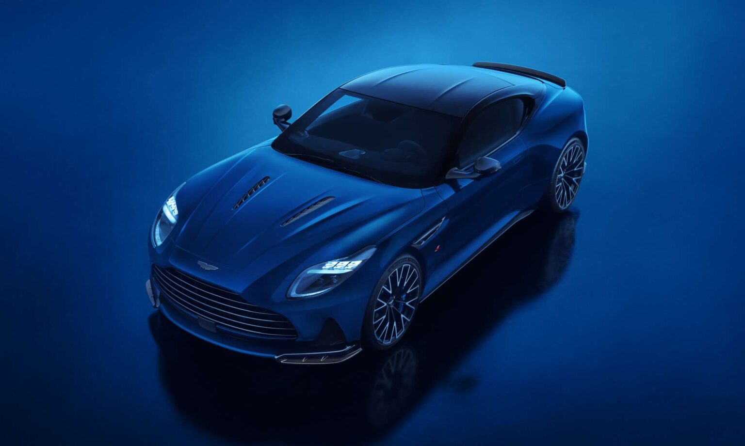 أستون مارتن DB12 S 2026: تحفة جديدة بقوة 690 حصان أستون مارتن DB12 S 2026: تحفة جديدة بقوة 690 حصان - عرب اوتو هب