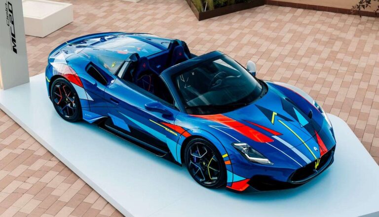 مازيراتي MC20 Cielo أوبرا دآرتي تحفة فنية مستوحاة من الفن التجريدي