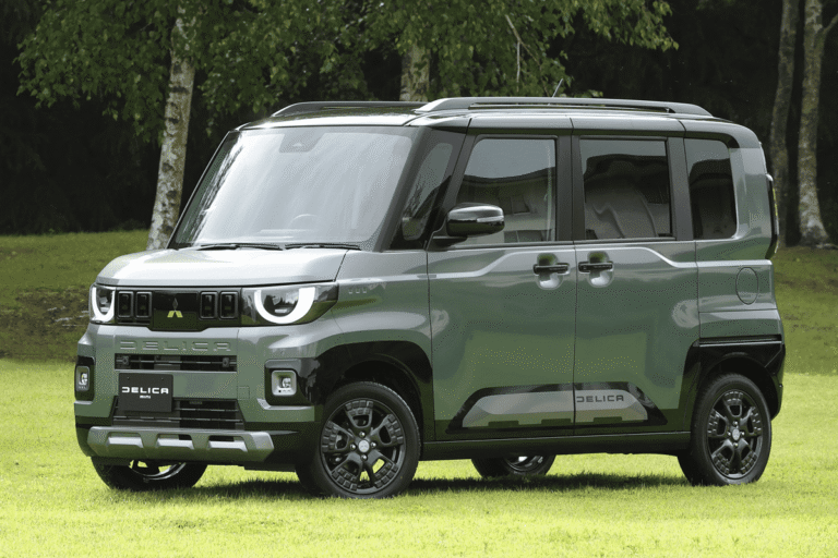 Delica Mini