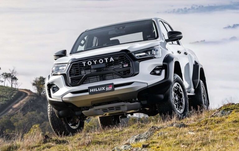 HiLux GR
