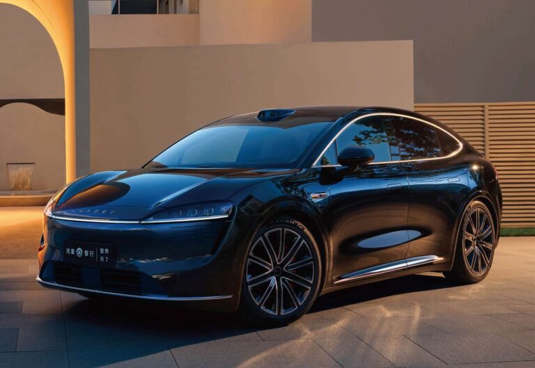 Luxeed R7