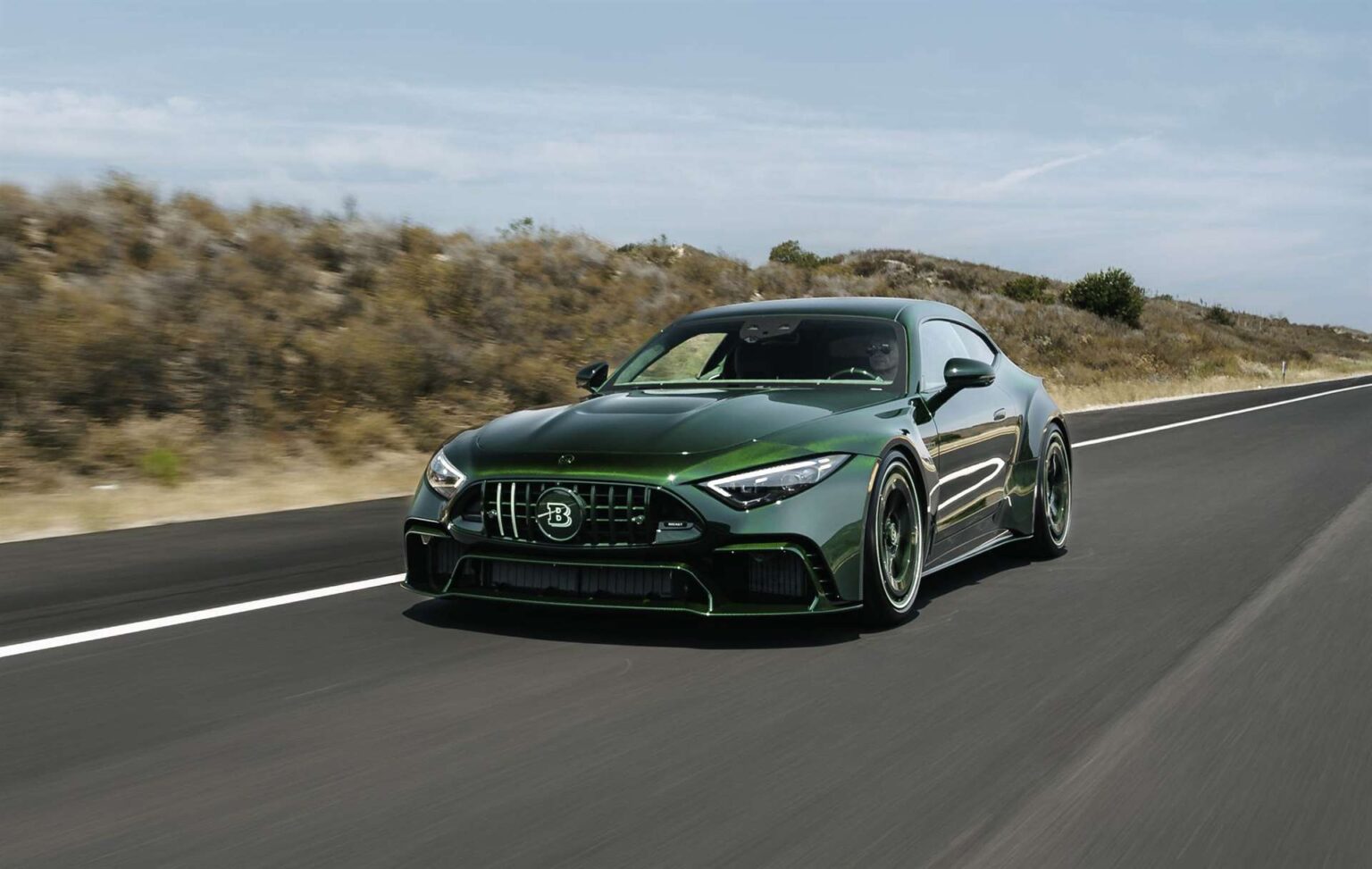 برابوس روكيت GTS: وحش هجين بقوة 986 حصان بتصميم شوتينج بريك شرس