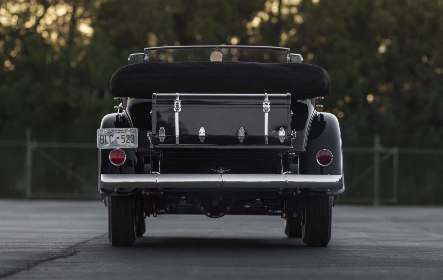 كاديلاك 452-A V16 موديل 1930: أسطورة السيارات الأمريكية التي سحرت عيون العالم 3 كاديلاك 452-A V16 موديل 1930: أسطورة السيارات الأمريكية التي سحرت عيون العالم - عرب اوتو هب