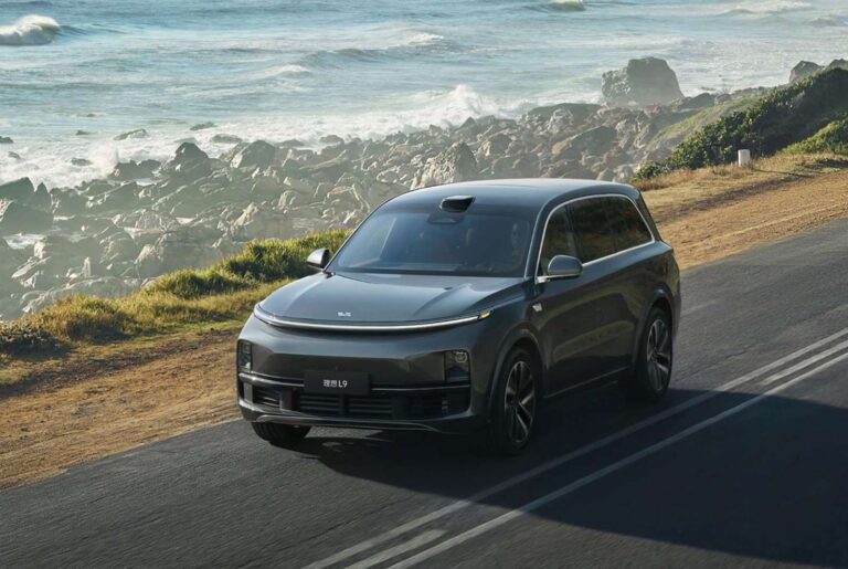 لي أوتو 9 SUV الصينية الفاخرة في الأسواق المصرية و الإماراتية بتقرير بالميزات و العيوب و الأسعار