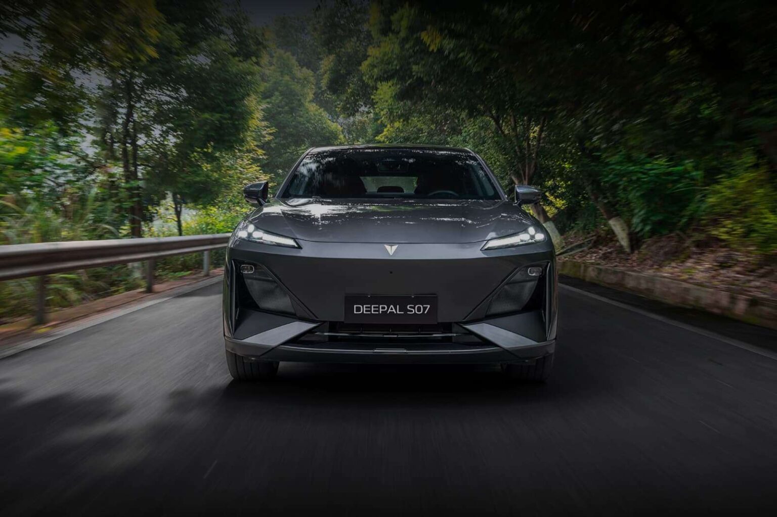 ديبال S07 الجديدة من تشانجان سيارة SUV كهربائية بمدى 630 كم و تقنيات هواوي المتطورة - عرب اوتو هب