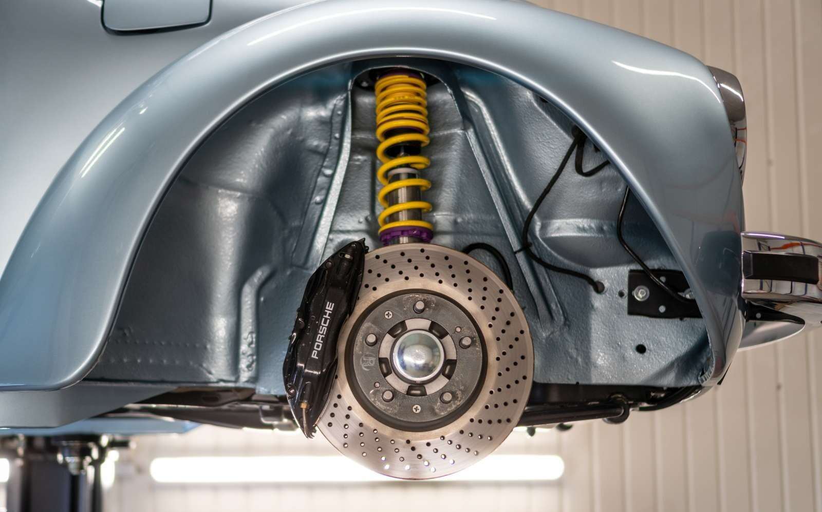 فولكس فاجن بيتل بمحرك كهربائي من تسلا بقوة 638 حصان 1 فولكس فاجن بيتل بمحرك كهربائي من تسلا بقوة 638 حصان - عرب اوتو هب