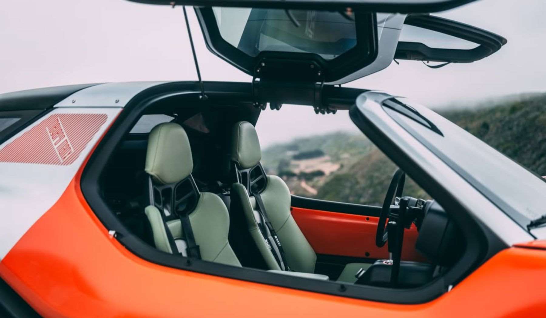 Tuthill-Manx LFG اسطورة الطرقات الوعرة و روح المغامرة 15 Tuthill-Manx LFG اسطورة الطرقات الوعرة و روح المغامرة - عرب اوتو هب