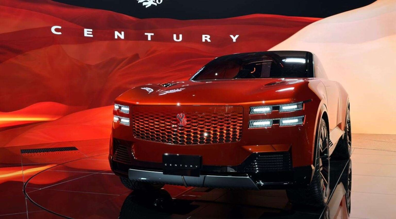 تويوتا سينتشري تعيد إحياء الفخامة بمحركات بنزين و ليس كهرباء - عرب اوتو هب