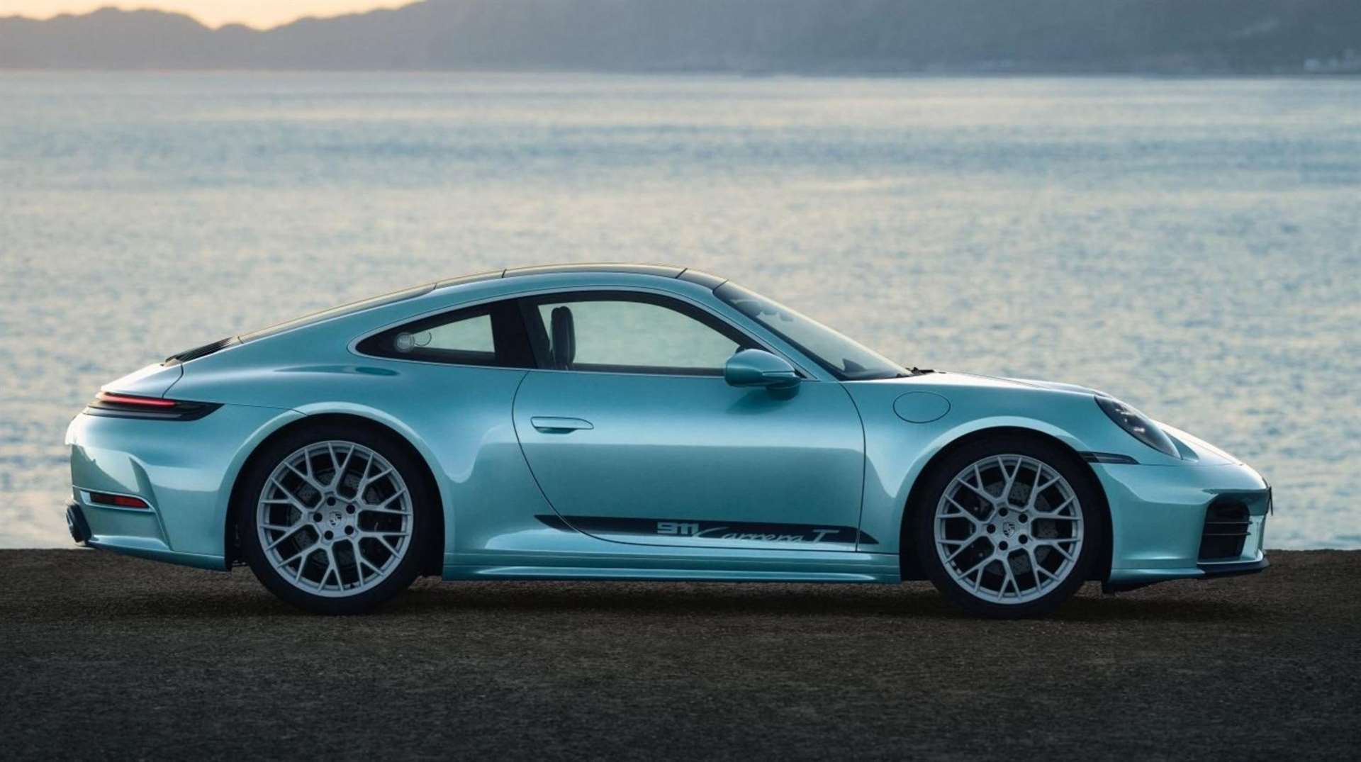 بورشة 911 كاريرا T فورموزا تحية فنية إلى جمال طبيعة تايوان 1 بورشة 911 كاريرا T فورموزا تحية فنية إلى جمال طبيعة تايوان - عرب اوتو هب