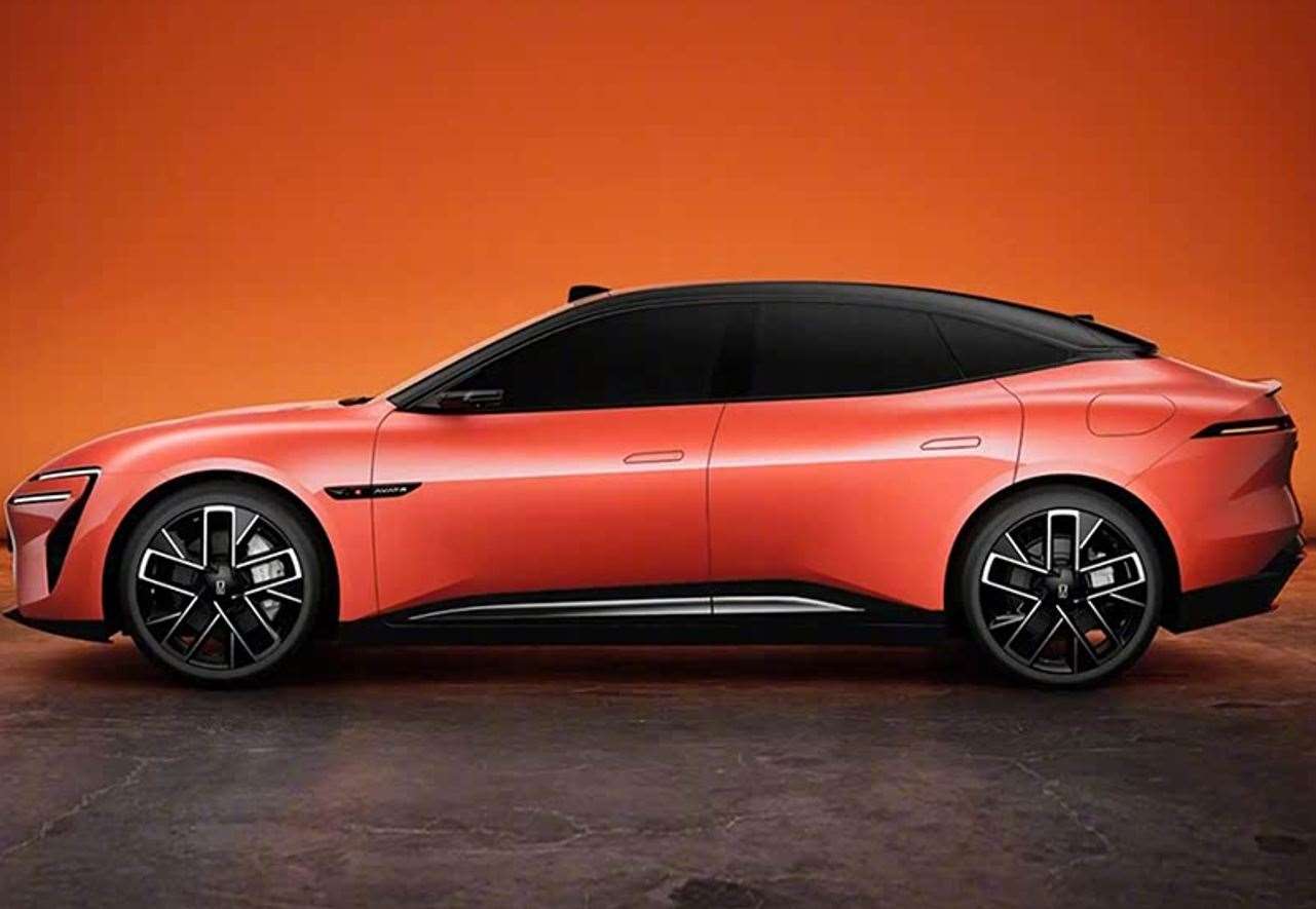 أفاتر 06 الجديدة سيارة سيدان كهربائية هجينة بأسعار منافسة و تقنيات مذهلة 2 أفاتر 06 الجديدة سيارة سيدان كهربائية هجينة بأسعار منافسة و تقنيات مذهلة - عرب اوتو هب