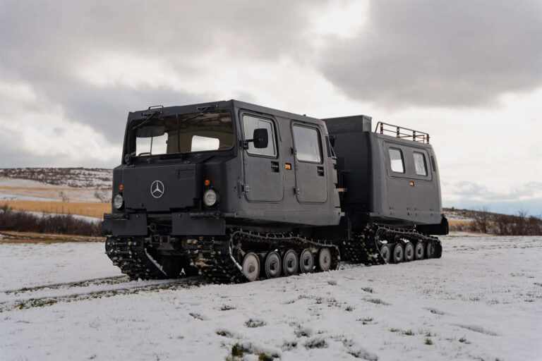 هاجلوندز M973A1 SUSV مركبة عسكرية برمائية بمحرك مرسيدس بنز تم بيعها ب113 الف دولار