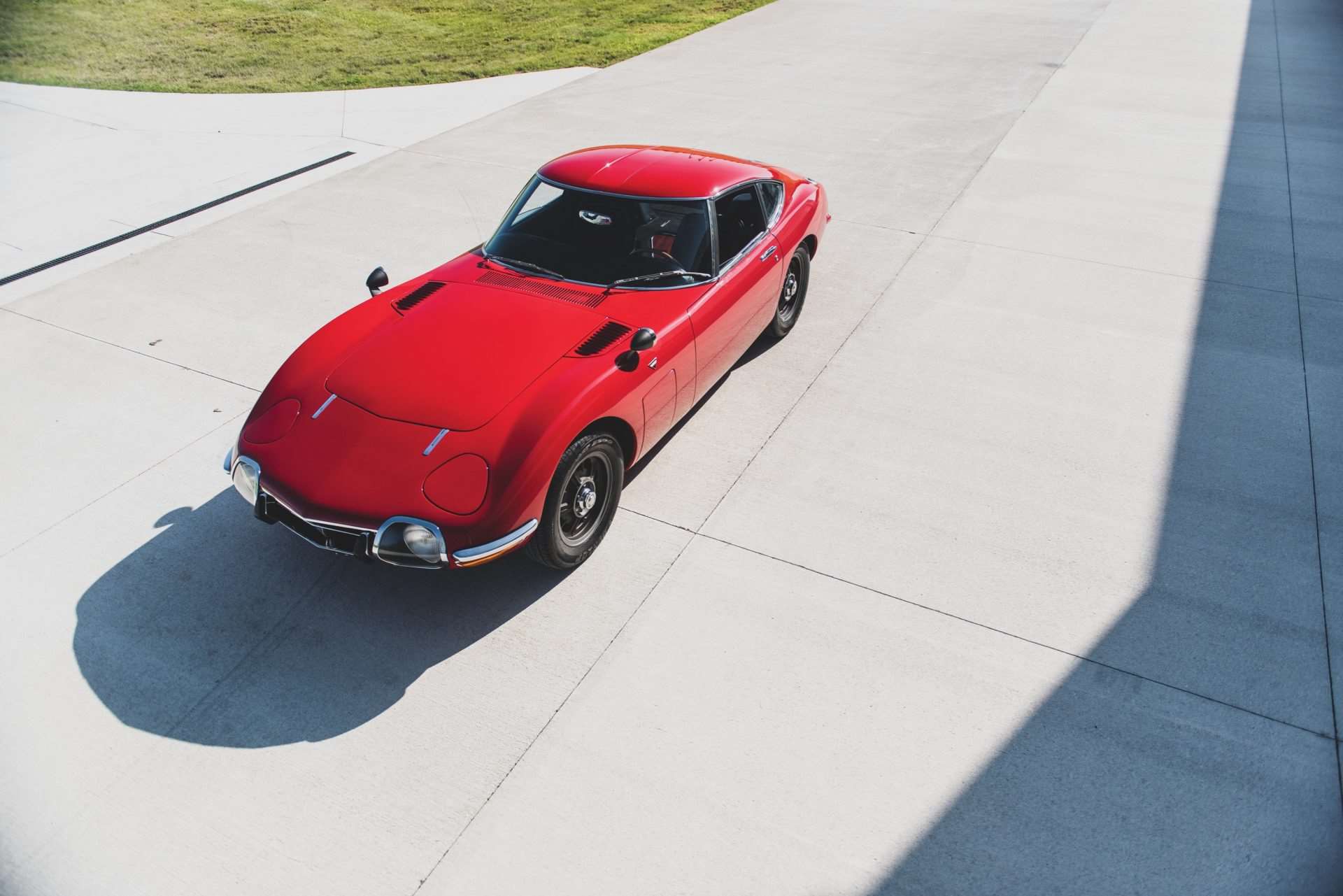 تويوتا 2000GT موديل 1967 هل تتجاوز الكوبيه الكلاسيكية المليون دولار مرة أخرى 2 تويوتا 2000GT موديل 1967 هل تتجاوز الكوبيه الكلاسيكية المليون دولار مرة أخرى - عرب اوتو هب