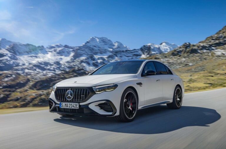 مرسيدس AMG E53 2026 سيدان هجينة بقوة مجنونة و أناقة ألمانية لا تخطئ
