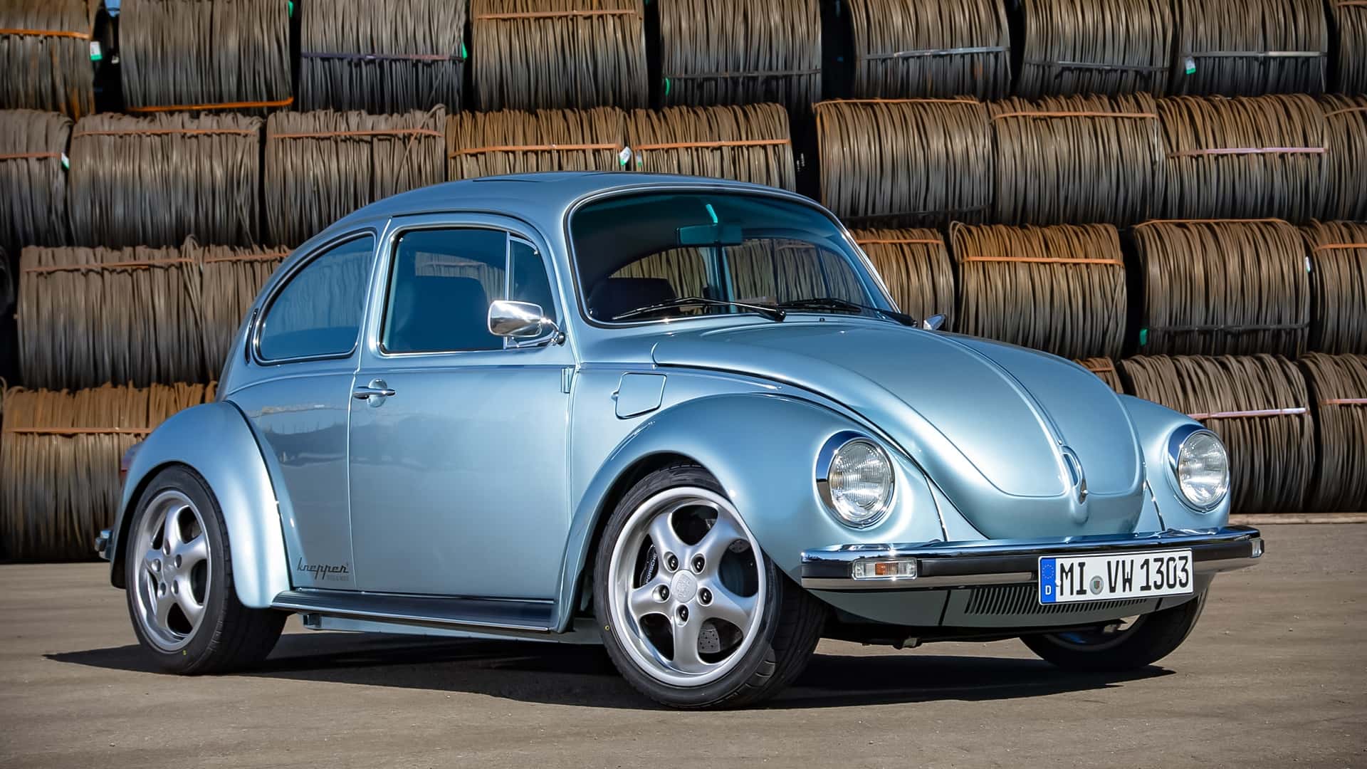 فولكس فاجن بيتل بمحرك كهربائي من تسلا بقوة 638 حصان 5 فولكس فاجن بيتل بمحرك كهربائي من تسلا بقوة 638 حصان - عرب اوتو هب