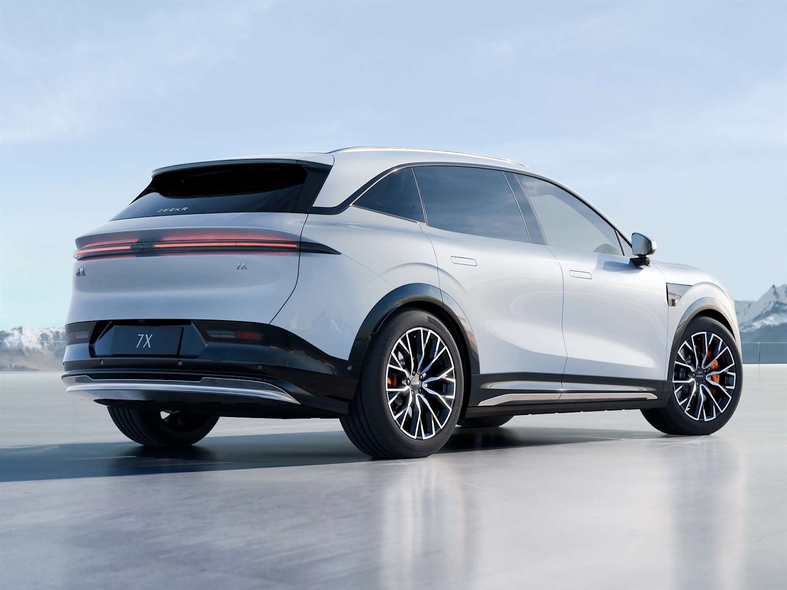 زيكار 7X 2025: سيارة SUV كهربائية تضع معايير جديدة في الفخامة والأداء و السعر 7 زيكار 7X 2025: سيارة SUV كهربائية تضع معايير جديدة في الفخامة والأداء و السعر - عرب اوتو هب