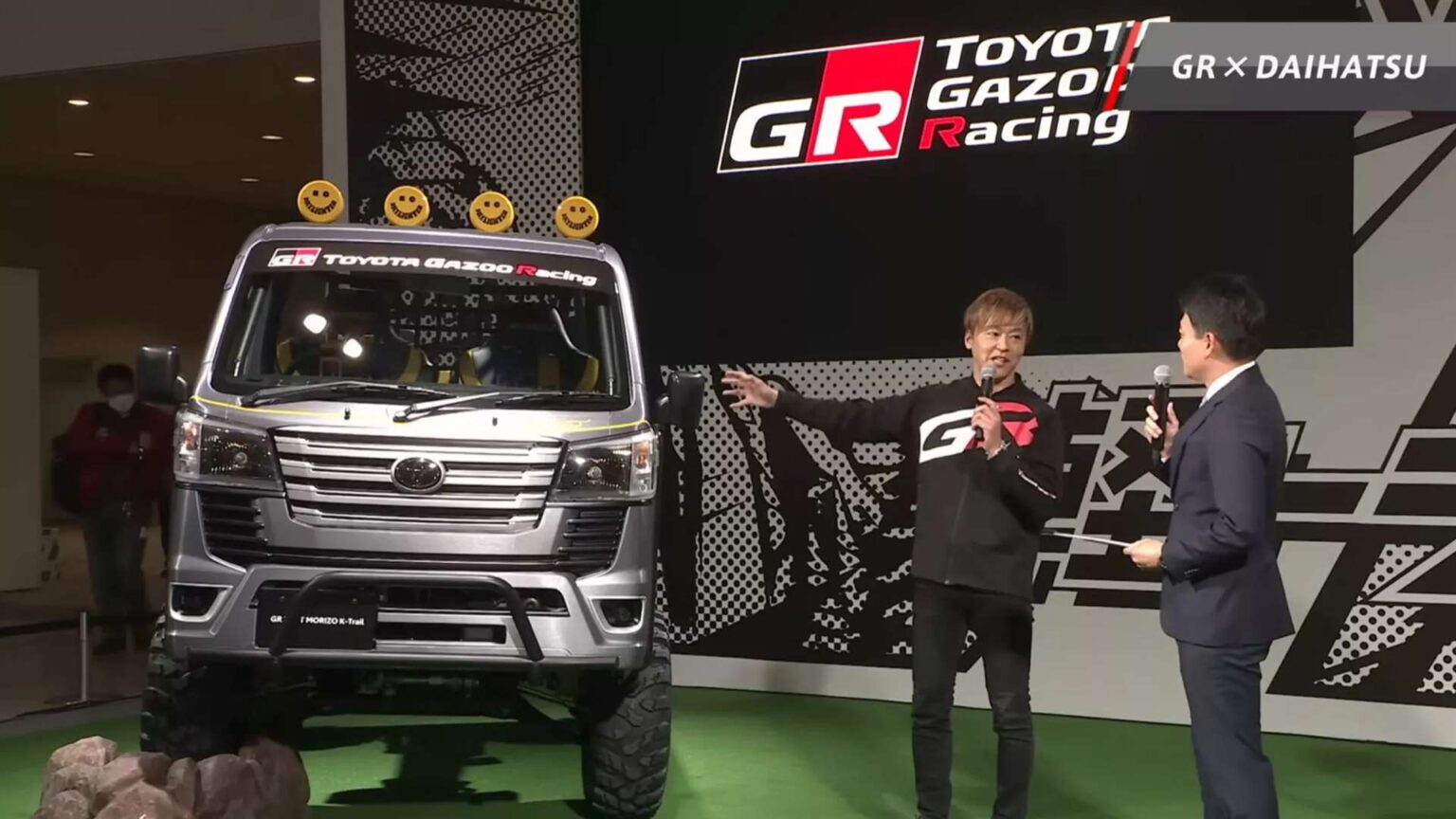 رئيس تويوتا يخدع التوقعات و يشعل معرض طوكيو بشاحنة رياضية خارجة عن المألوف - عرب اوتو هب