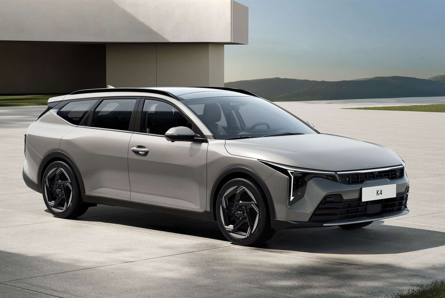 كيا K4 سبورتس واجن 2027 الواجن الأنيق الذي يهزم السيدان بالتصميم و المساحة - عرب اوتو هب