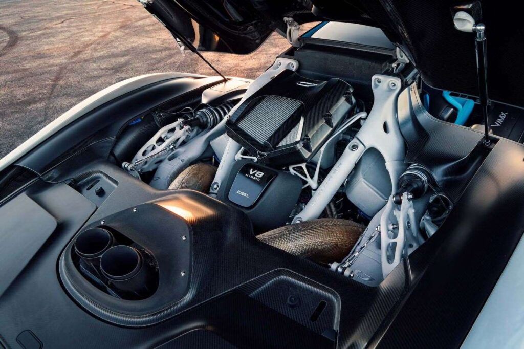 أقوى و أسرع 10 سيارات V8 في العالم حتى الآن - عرب اوتو هب