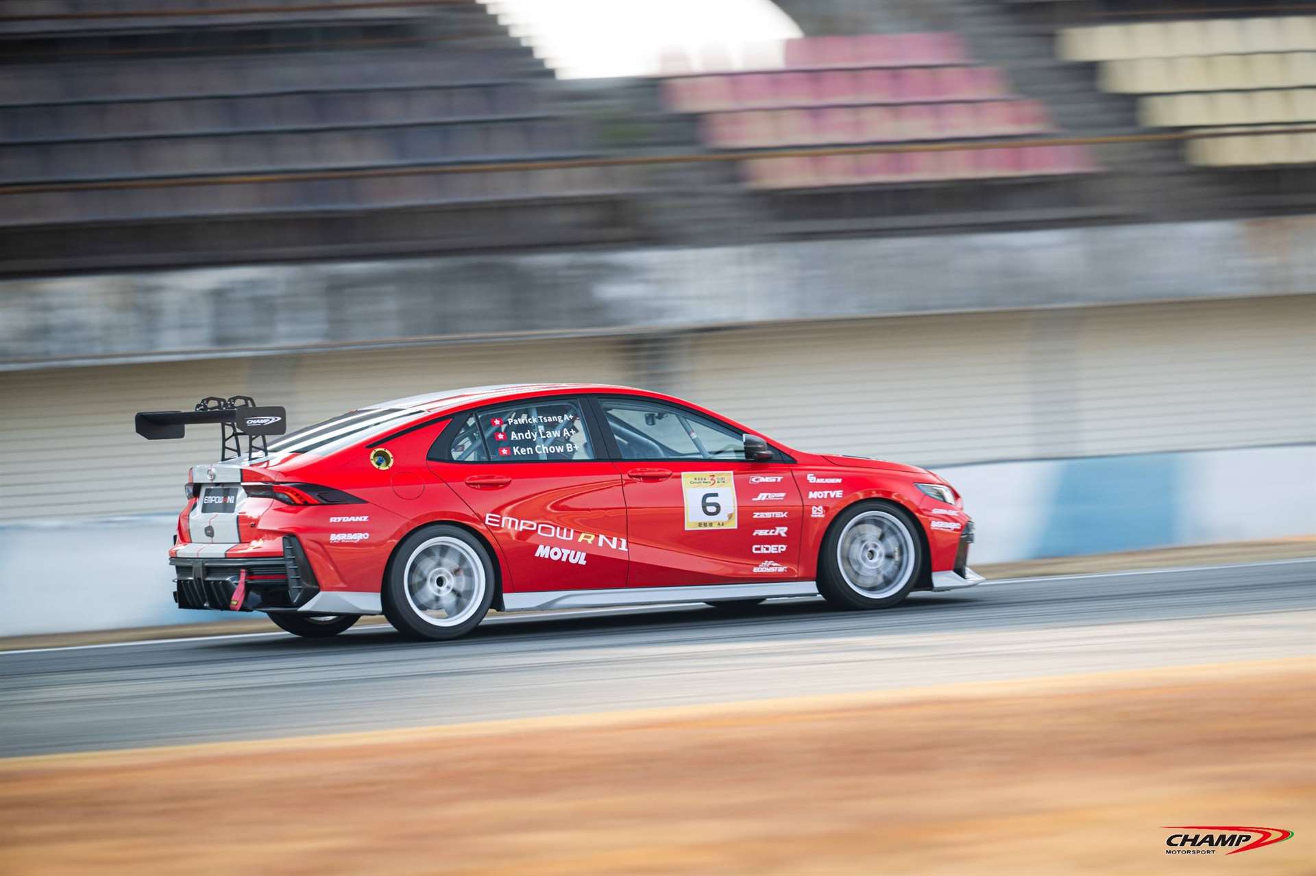 جي اي سي امباو N1-R وحش السباقات الصيني الذي سيطر على الحلبات 2 جي اي سي امباو N1-R وحش السباقات الصيني الذي سيطر على الحلبات - عرب اوتو هب