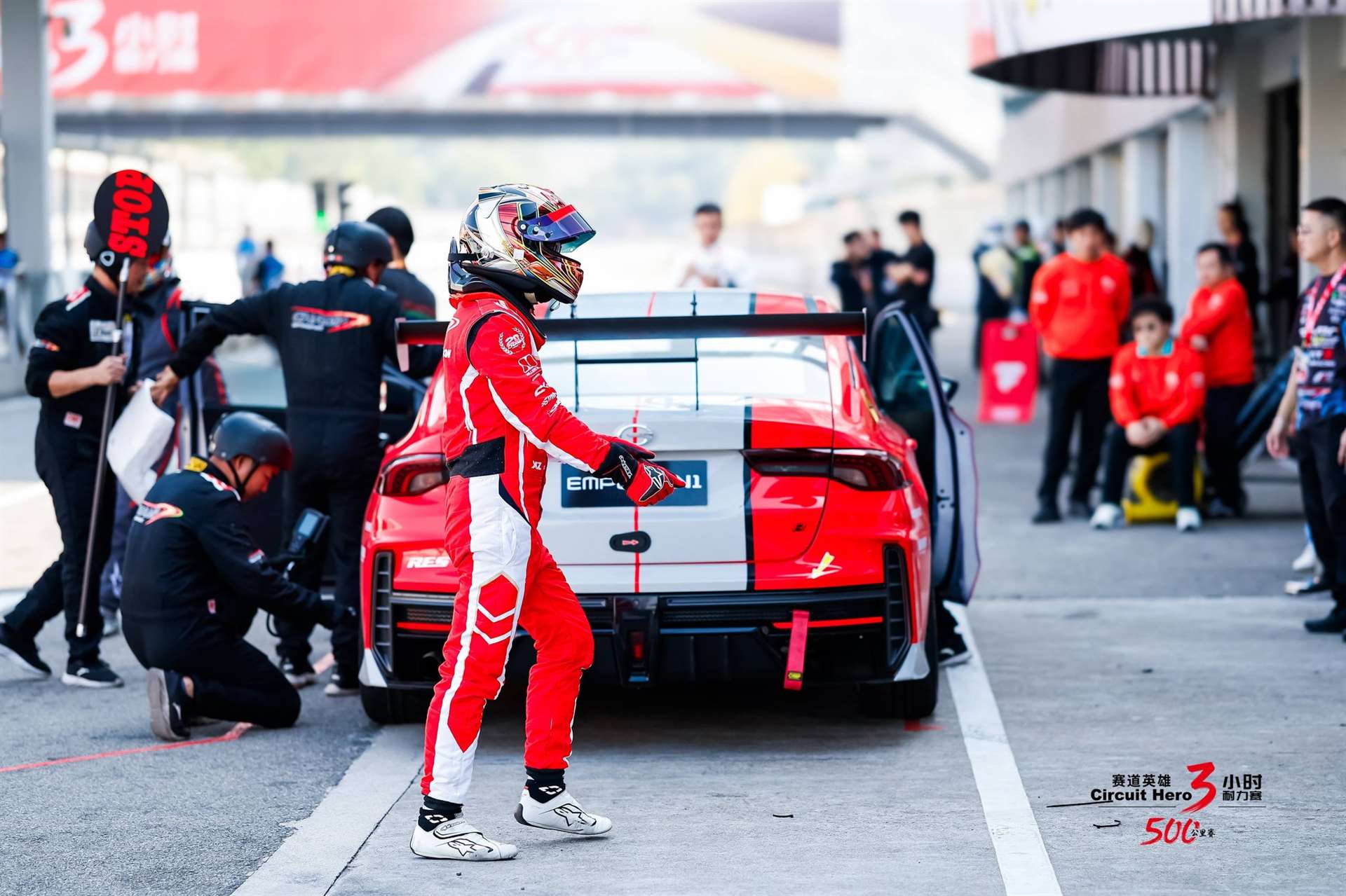 جي اي سي امباو N1-R وحش السباقات الصيني الذي سيطر على الحلبات 4 جي اي سي امباو N1-R وحش السباقات الصيني الذي سيطر على الحلبات - عرب اوتو هب