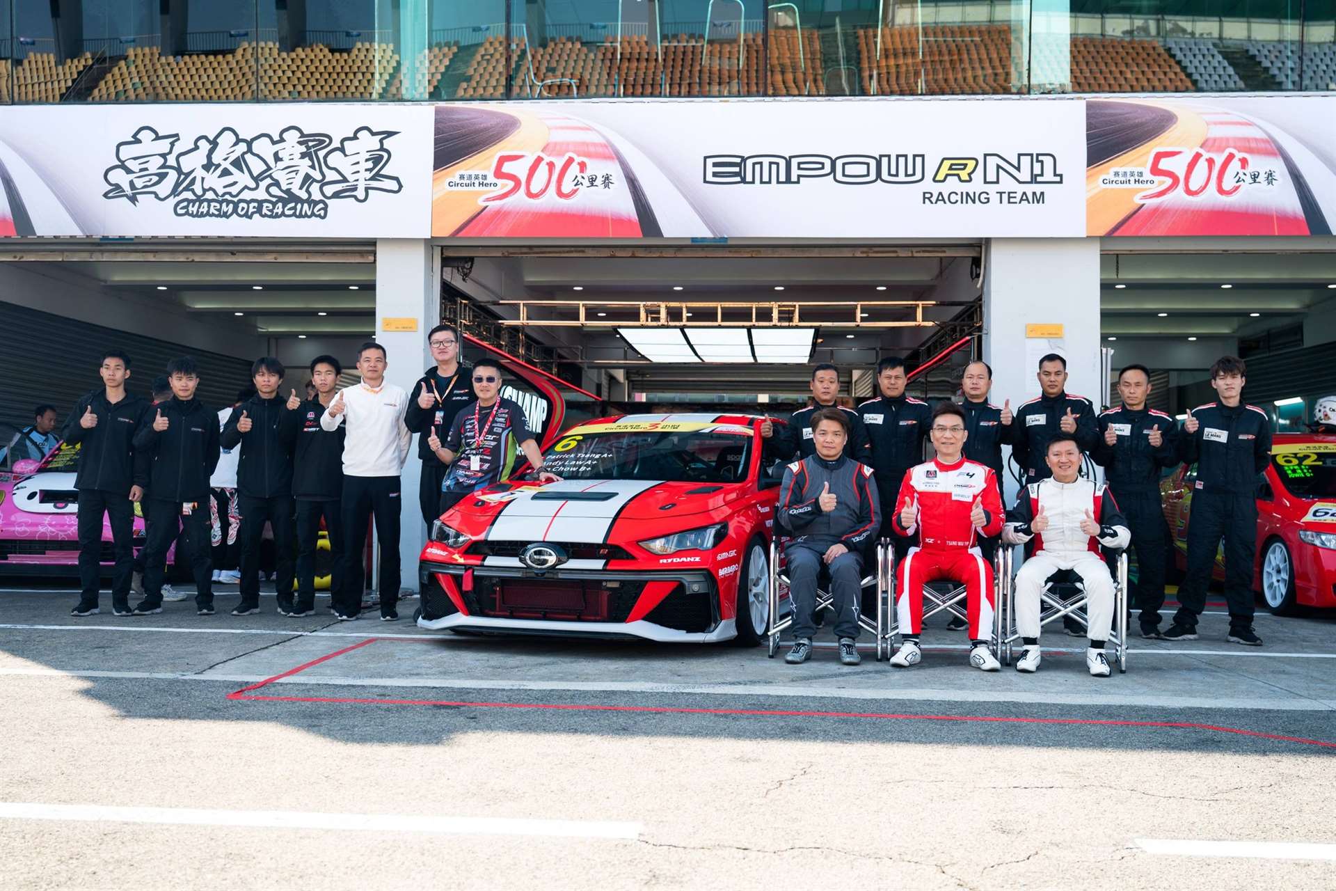 جي اي سي امباو N1-R وحش السباقات الصيني الذي سيطر على الحلبات 5 جي اي سي امباو N1-R وحش السباقات الصيني الذي سيطر على الحلبات - عرب اوتو هب