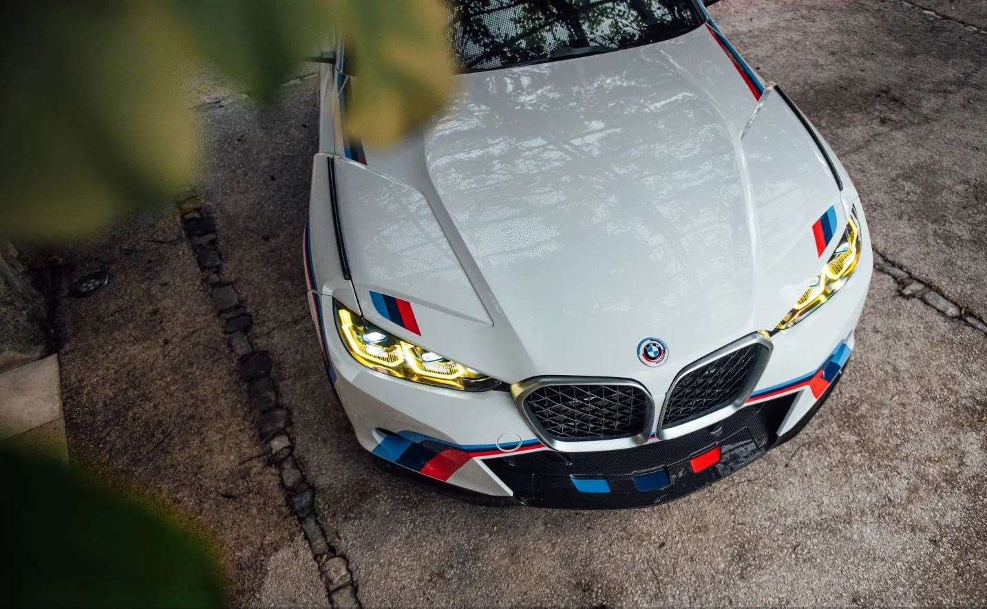 تحفة بي ام دبليو 3.0 CSL النادرة بقيمة 1.3 مليون دولار 8 تحفة بي ام دبليو 3.0 CSL النادرة بقيمة 1.3 مليون دولار - عرب اوتو هب