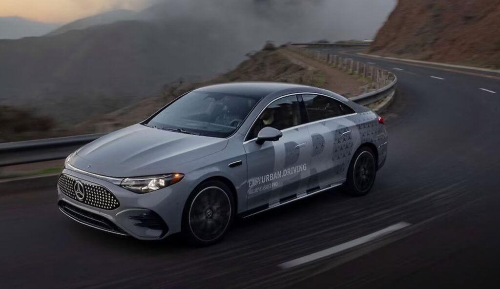 مرسيدس تتخلى عن القيادة الذاتية من المستوى الثالث و تراهن على أنظمة قيادة أكثر واقعية و ذكاء - عرب اوتو هب