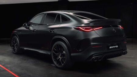 عودة محركات الست أسطوانات مع مرسيدس AMG GLC 53 باداء قوى و روح رياضية حقيقية - عرب اوتو هب