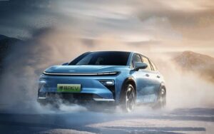 جيلي Boyue REV الجديدة باداء كهربائي ممتد المدى و تقنيات ذكية في SUV مدمجة