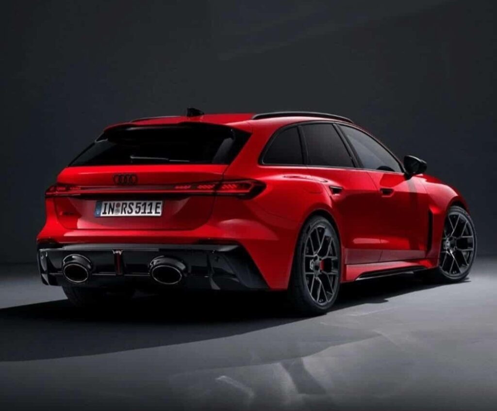 أودي RS 5 لعام 2026 و تسريبات صور تكشف عن محرك هجين قابل للشحن أودي RS 5 لعام 2026 و تسريبات صور تكشف عن محرك هجين قابل للشحن - عرب اوتو هب